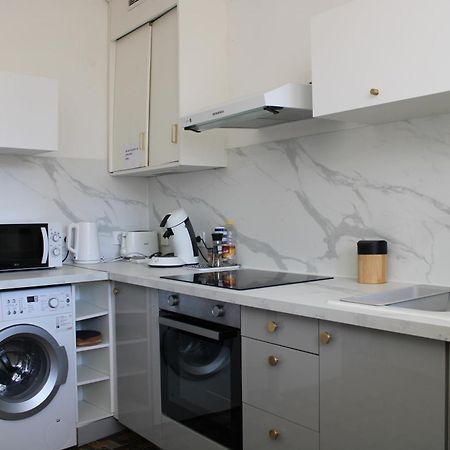Superbe Appartement Avec Parking Sur Place Nîmes Exteriér fotografie