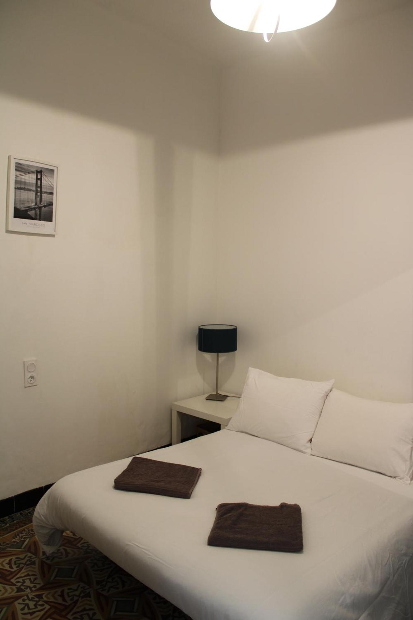 Superbe Appartement Avec Parking Sur Place Nîmes Exteriér fotografie
