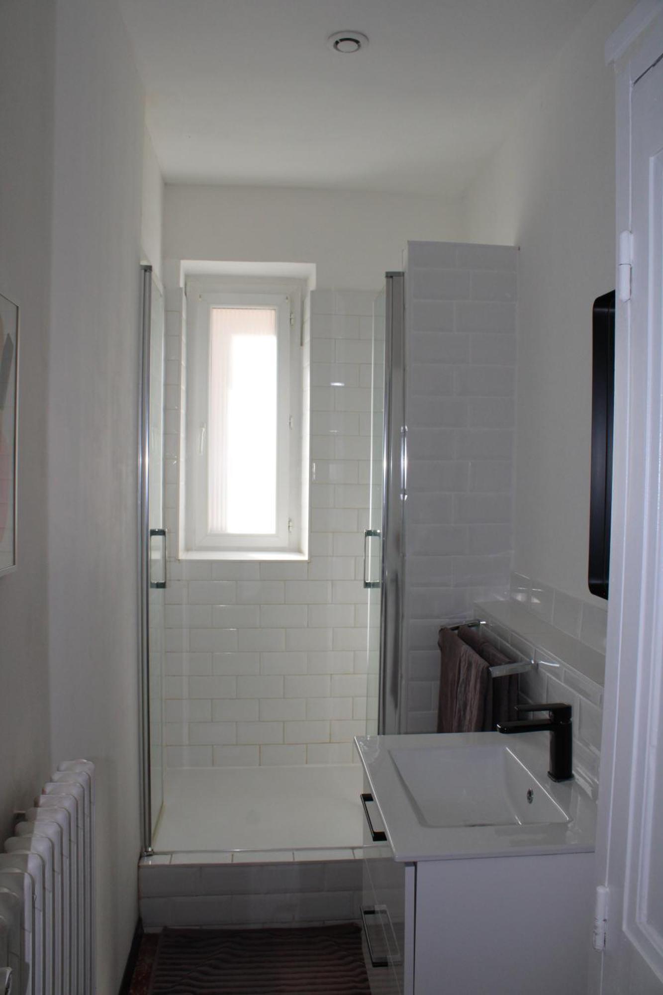 Superbe Appartement Avec Parking Sur Place Nîmes Exteriér fotografie